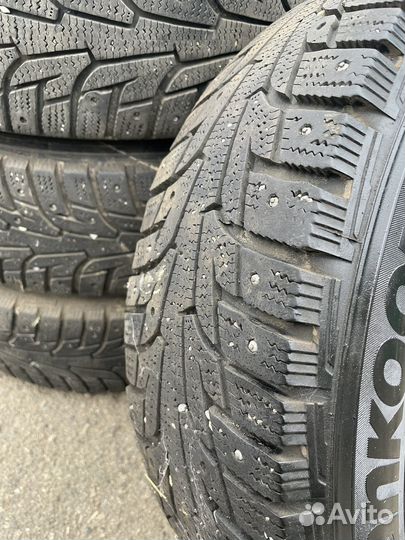 Продам комплект зимних колес