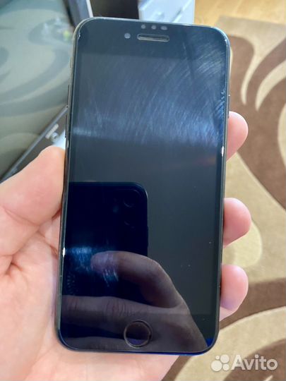 iPhone 7, 32 ГБ