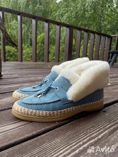 Угги, лоферы, слипоны, зимние ботинки