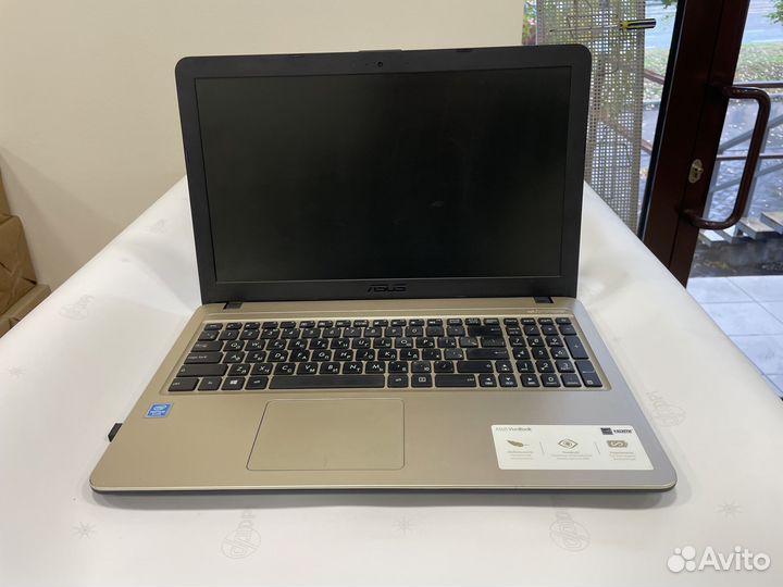Продам ноутбук Asus d540m