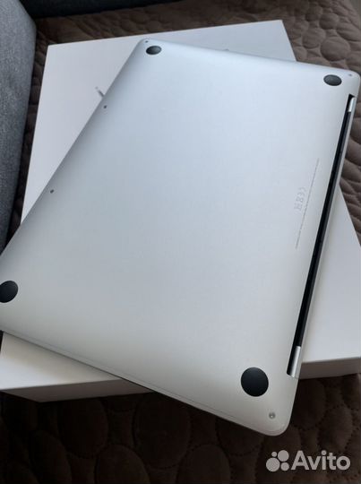 Ноутбук Apple MacBook Pro 13 i5 1,4/16Gb/256 SSD