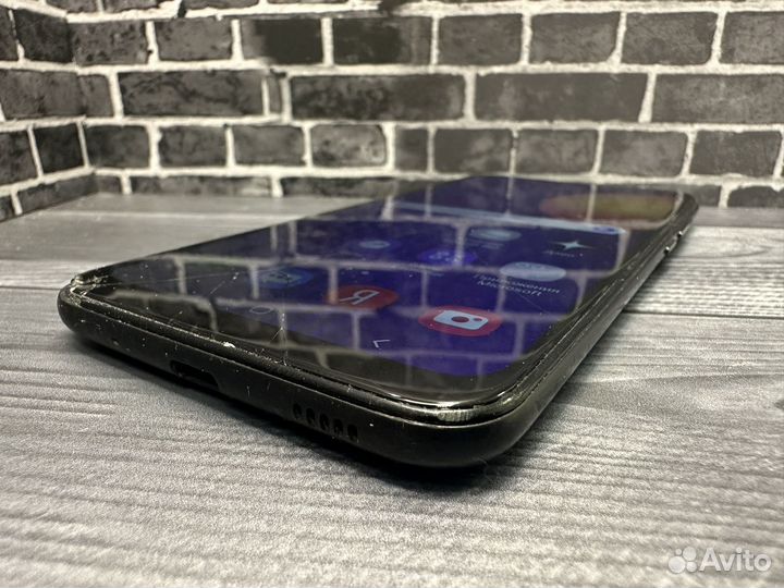 Samsung Galaxy M11, 3/32 ГБ