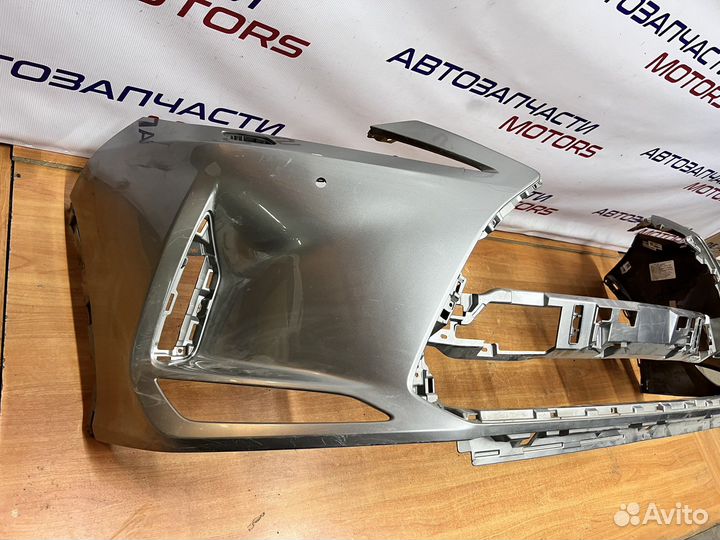 Lexus RX4 Передний бампер 2019-н.в