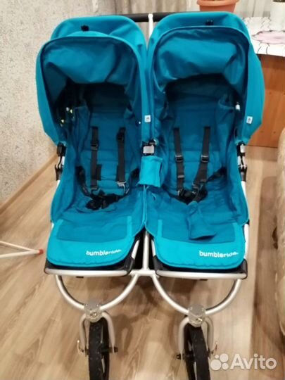 Коляска для двойни Bumbleride twin
