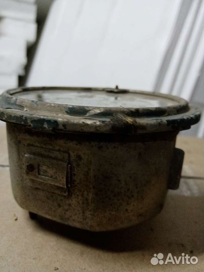 Часы автомобильные