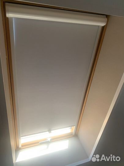 Жалюзи на мансардные окна