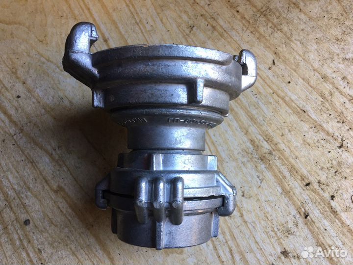 Переходник с резьбой для пожарного рукава