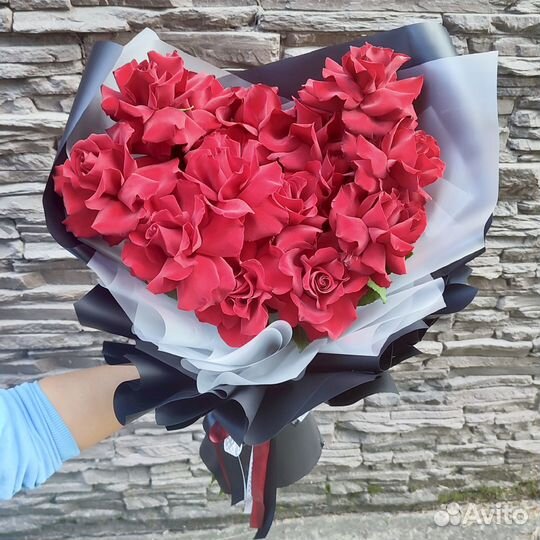 Букет 'французских' красных роз 29 шт