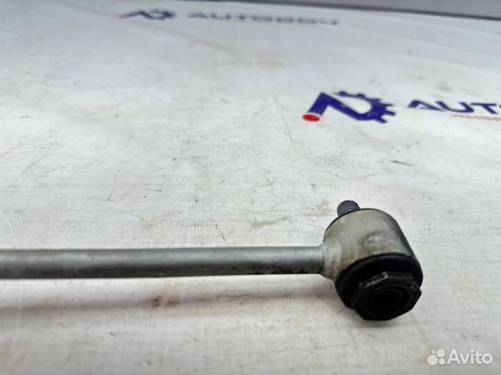 Стойка стабилизатора задняя правая Mercedes E W212