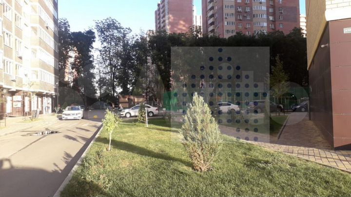 Коммерция 58 кв. м., ремонт, свой вход