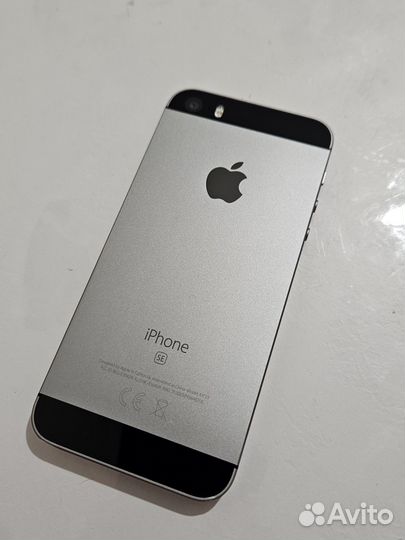 iPhone SE, 32 ГБ