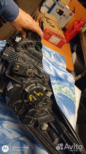 Правая фара kia sportage 4