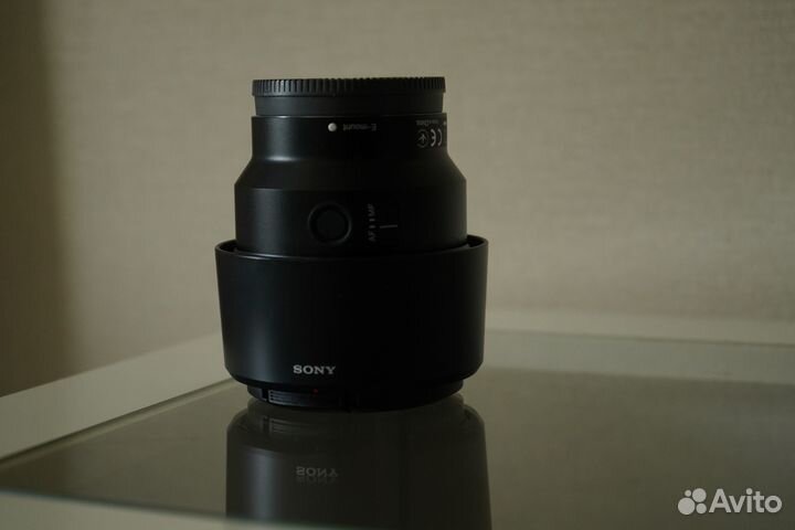 Объектив sony 85mm 1.8