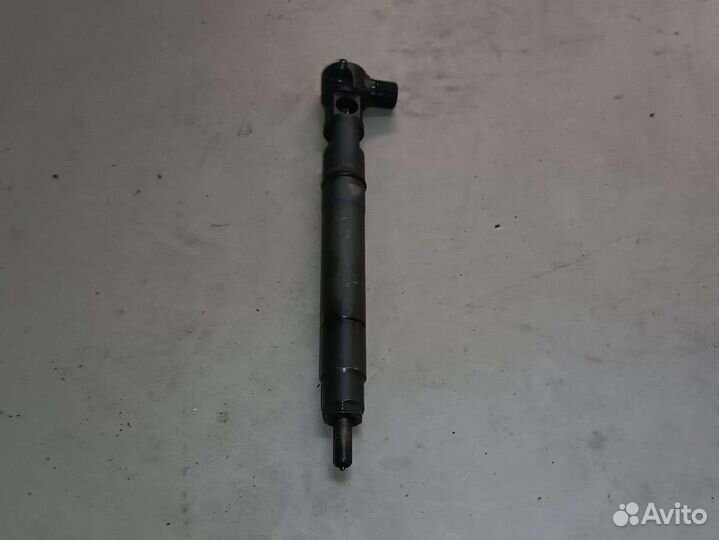 Форсунка ssangyong korando 2.0 embr00301d