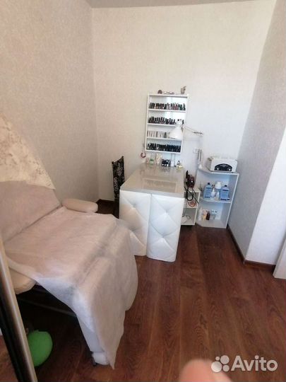 Маникюр,педикюр