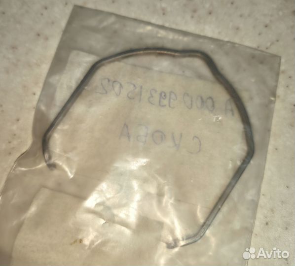 Фиксатор патрубка пружинный A0009931502