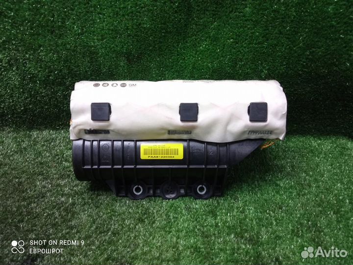 Подушка безопасности (в торпедо) Opel Vectra C (2