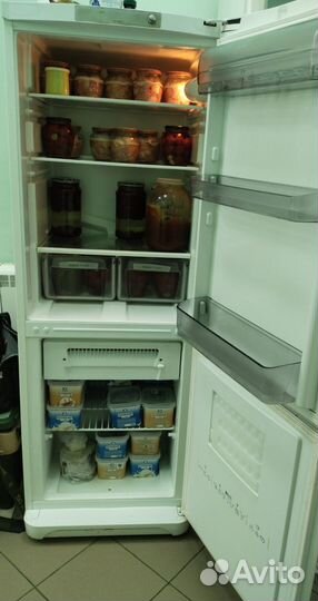 Холодильник двухкамерный большой