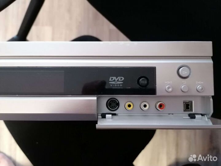 DVD рекордер. Yamаha DRX-2