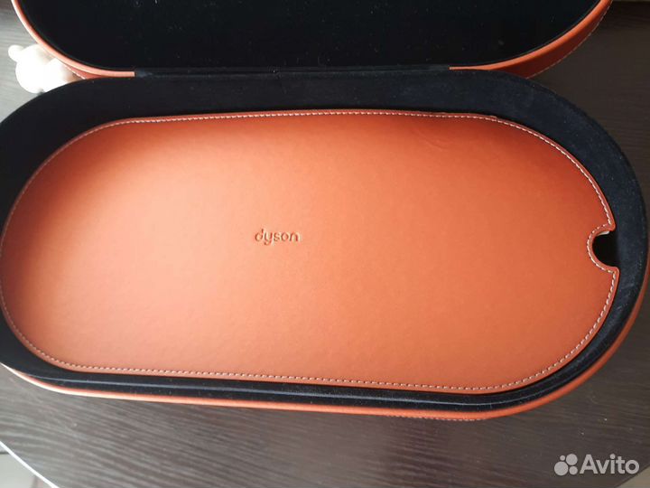 Коробка (кейс) dyson