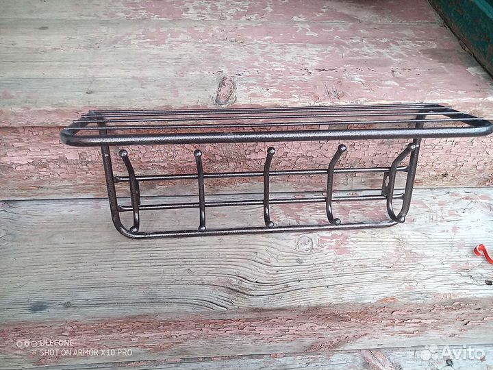 Вешалка настенная