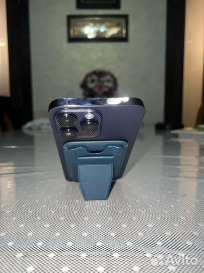 Кошелек MagSafe на iPhone