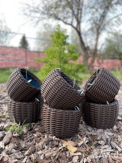 Подвесное кашпо из полиротанга