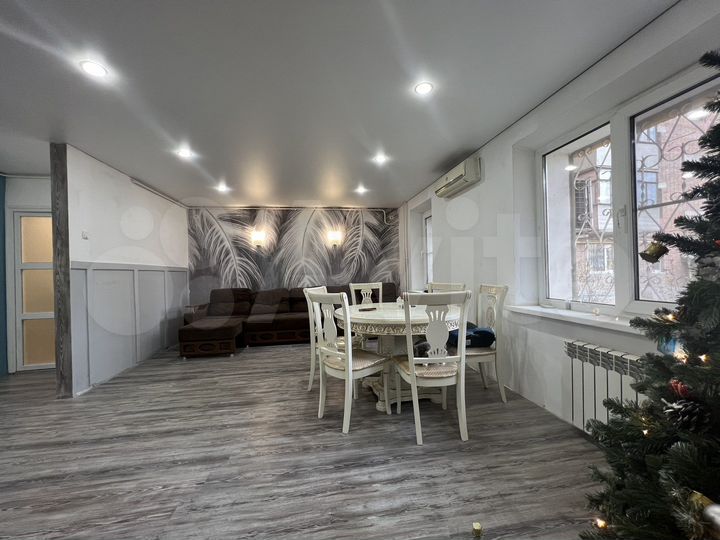 4-к. квартира, 98 м², 1/9 эт.