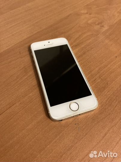iPhone SE, 32 ГБ