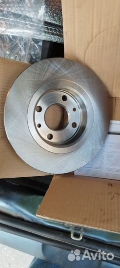 Пара тормозных дисков Valeo