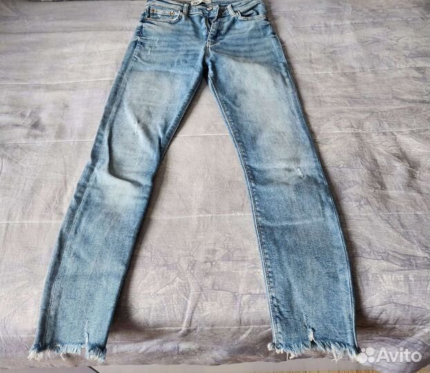 Джинсы Zara (38)