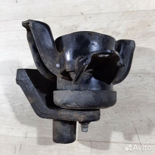 Подушка двигателя Kia Rio 3 седан 2015