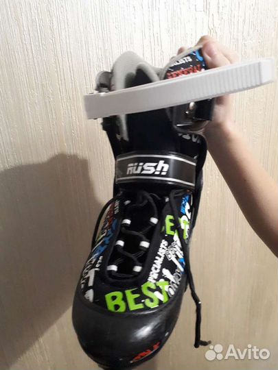 Коньки хоккейные