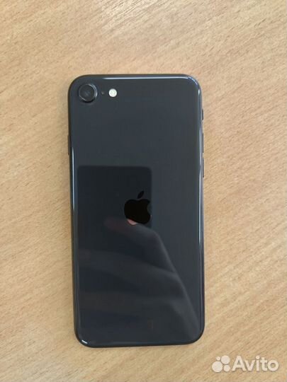 iPhone SE (2020), 64 ГБ