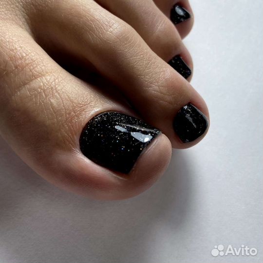 Маникюр, педикюр