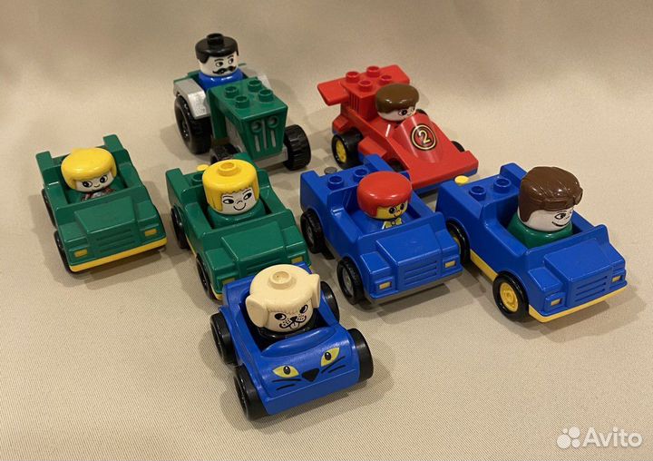 Машинки lego duplo 70-80 годов из разных наборов