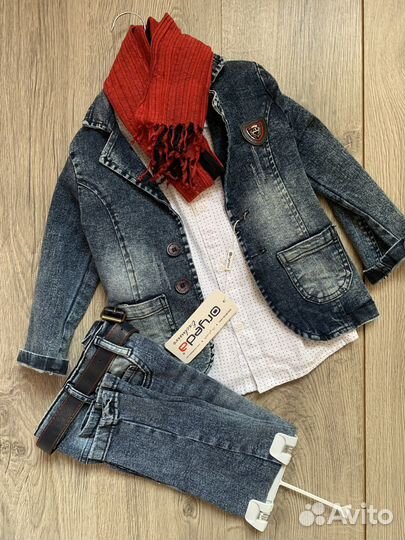 Костюм тройка