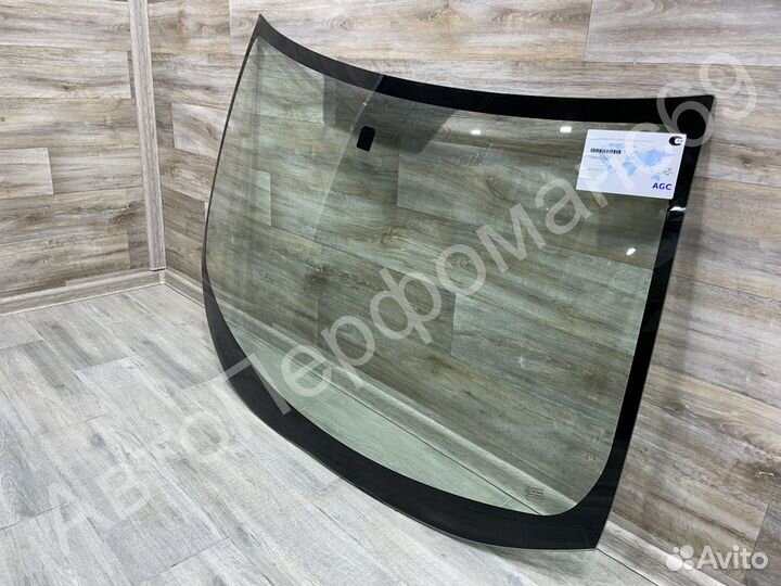 Стекло лобовое Outlander 2 XL / C-Crosser / 4007