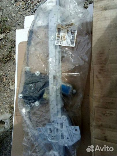 Стеклоподьем. Задн левой двери Хендай, Кия