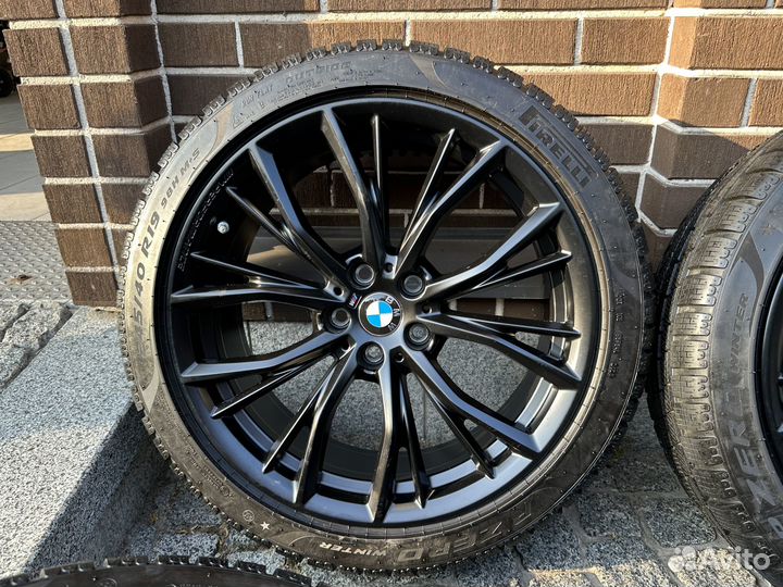 R19 Pirelli P Zero Winter 245/40, PCD 5x112 DIA 38