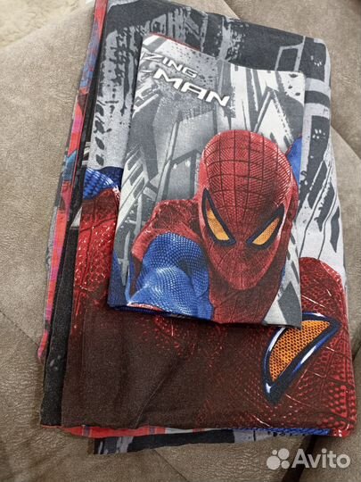 Пакет вещей на мальчика 116-122 + постельное