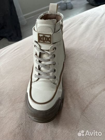 Ботинки демисезонные для девочки 36