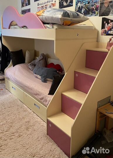 Мебель для девочки бу