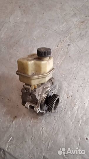 Насос гидроусилителя руля Mazda 6 GG 2004