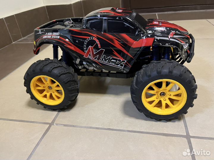 Радиоуправляемая модель 1/10 4х4 очень мощный