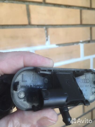 Форсунки стеклоомывателя audi