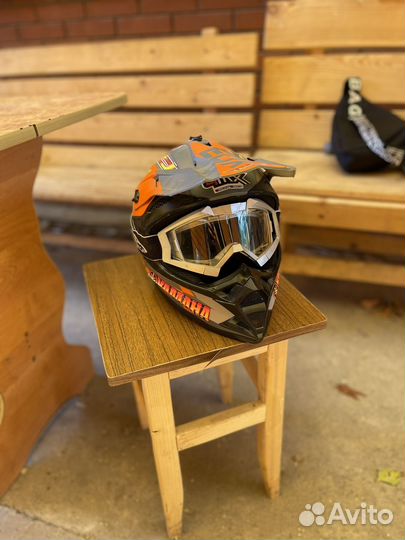 Мотошлем кроссовый