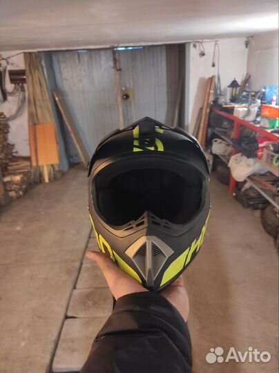 Шлем кроссовый