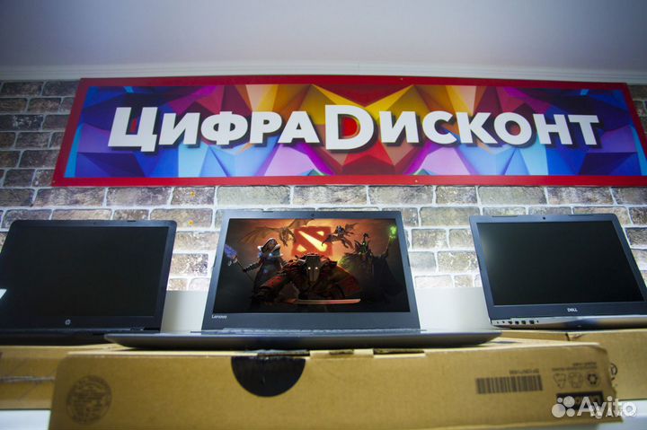 Ноутбук Lenovo i3-7100U FullHD+150 Других Моделей