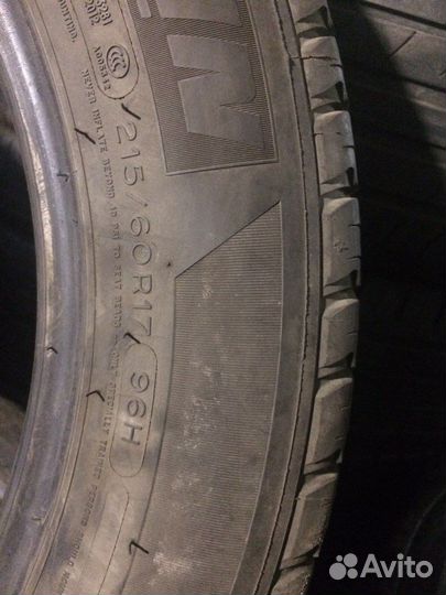 Michelin Latitude Tour HP 215/60 R17 96H